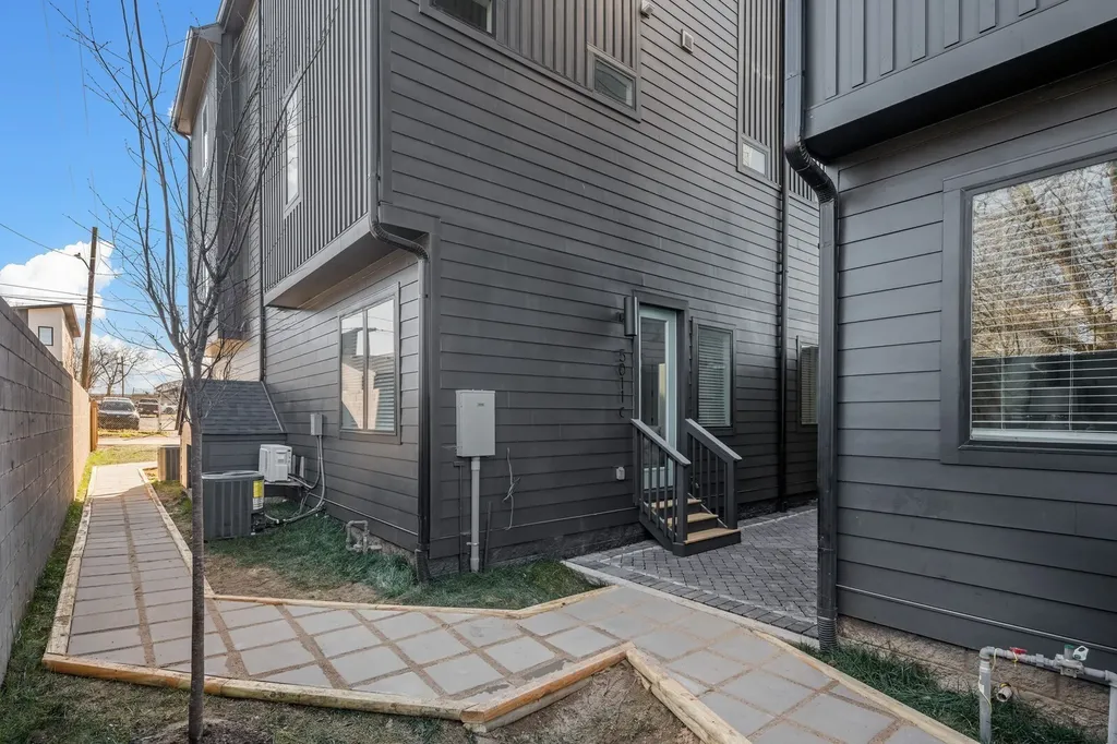 5011B Illinois Avenue Nashville TN 37209
