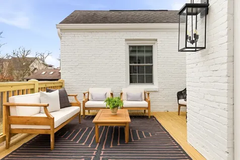 2001 Sweetbriar Avenue Nashville TN 37212