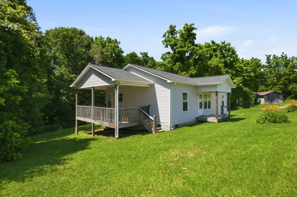 781 Sparta Street Spencer TN 38585