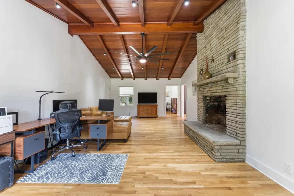 412 S Valley Road Shelbyville TN 37160