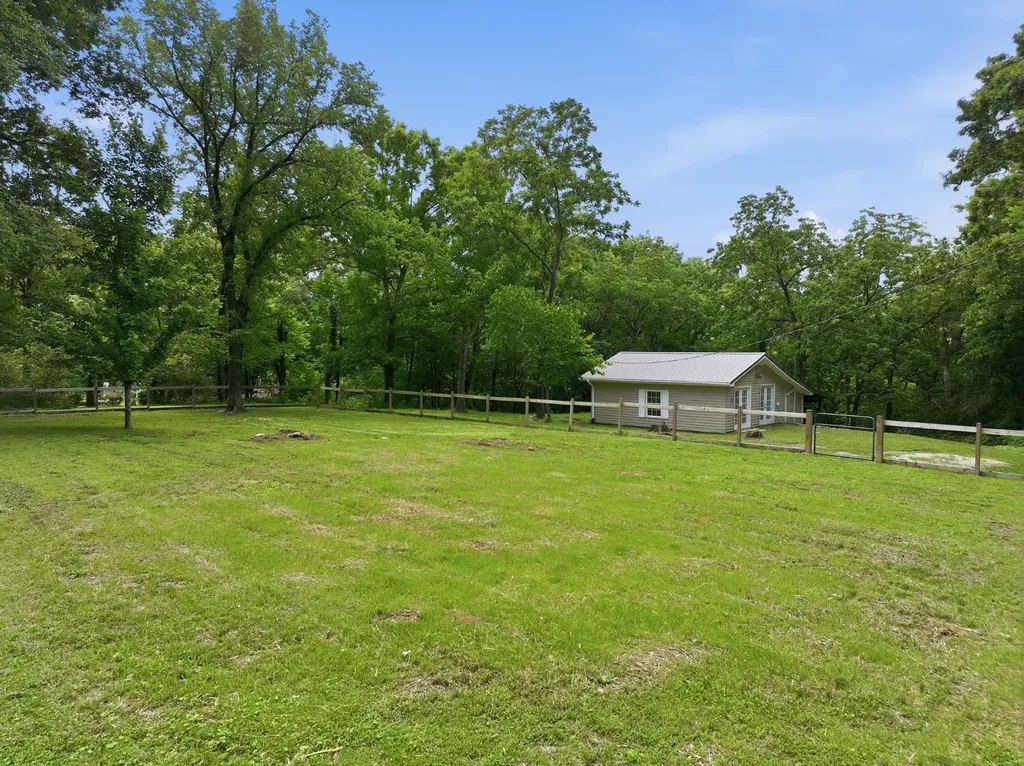 412 S Valley Road Shelbyville TN 37160