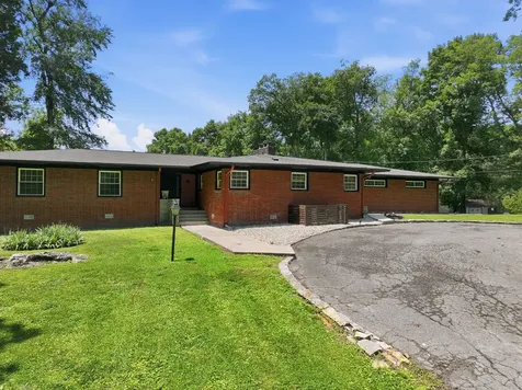 412 S Valley Road Shelbyville TN 37160