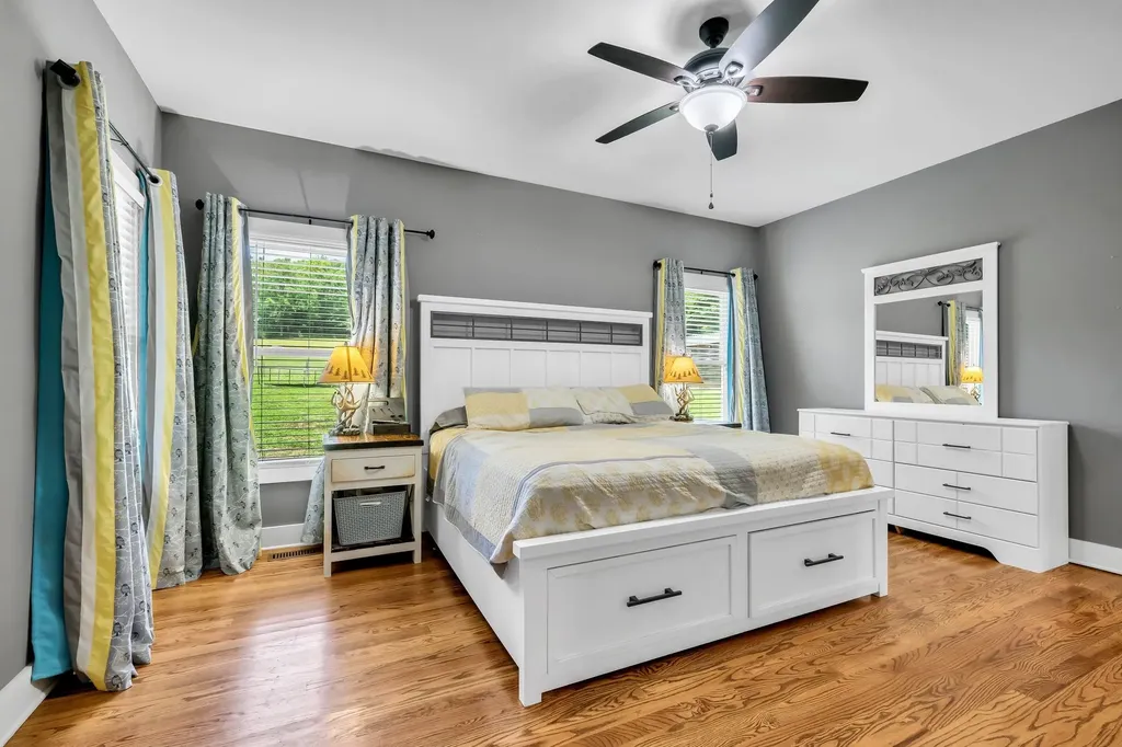 2757 New Dry Hollow Road Cumberland Furnace TN 37051