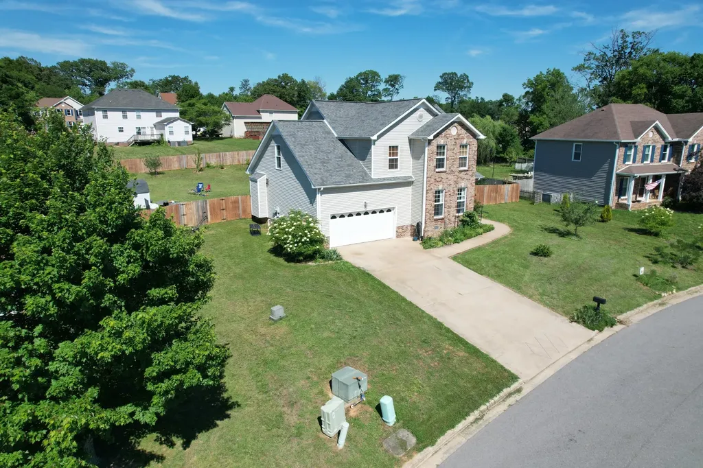 734 Cedar Grove Court Clarksville TN 37040