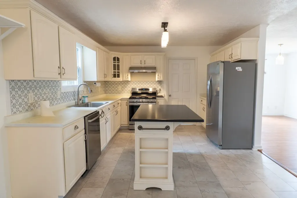 734 Cedar Grove Court Clarksville TN 37040