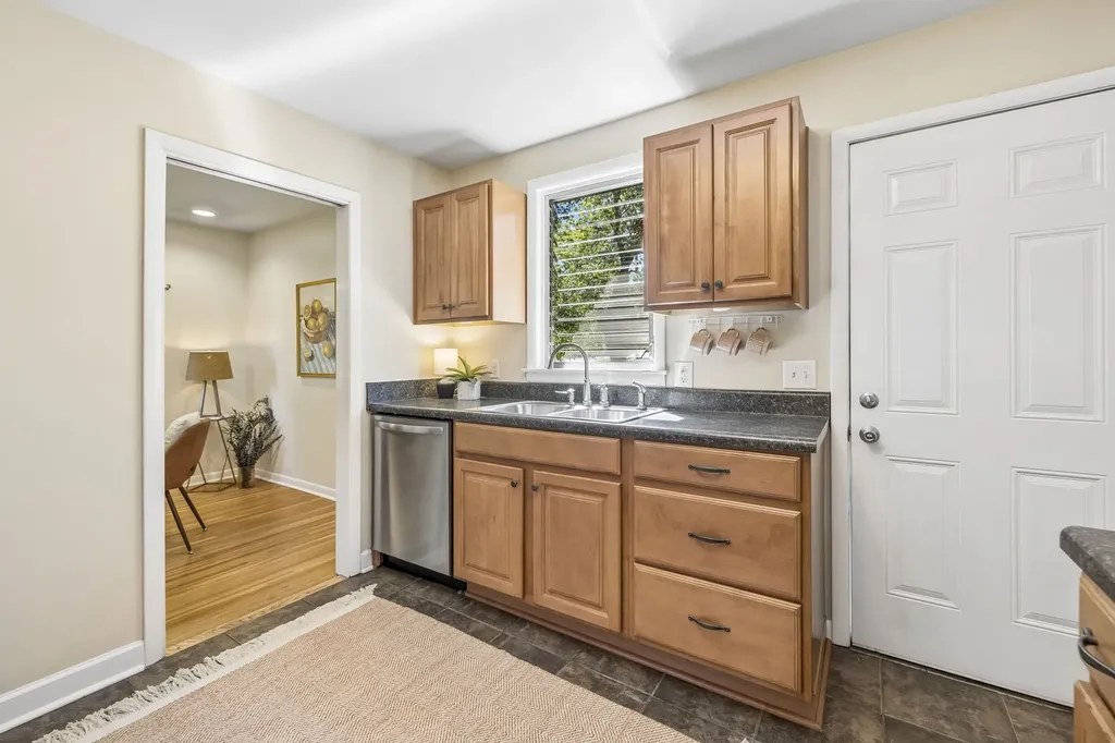 553 Brewer Drive Nashville TN 37211