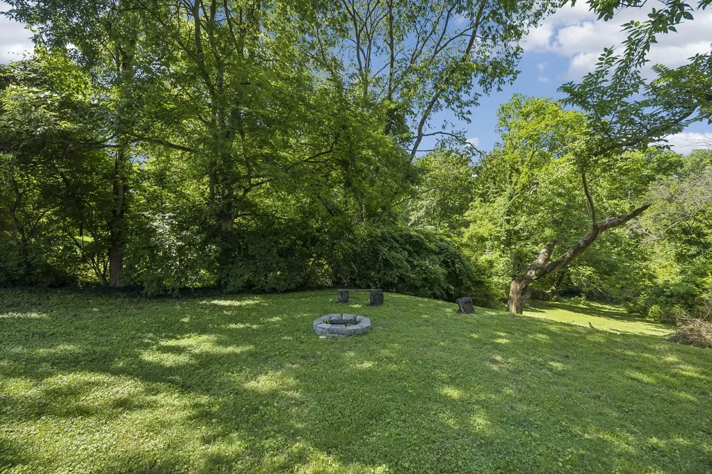 553 Brewer Drive Nashville TN 37211