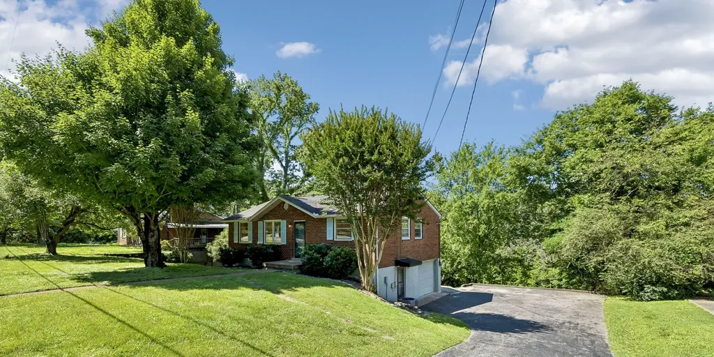 553 Brewer Drive Nashville TN 37211