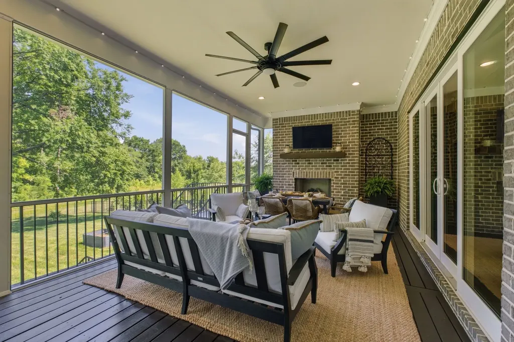 5586 Hardeman Springs Boulevard Arrington TN 37014