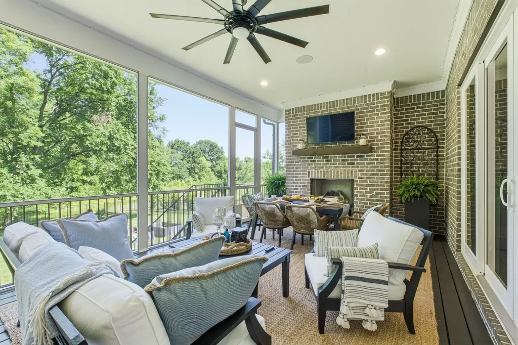 5586 Hardeman Springs Boulevard Arrington TN 37014