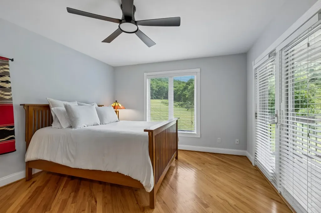 574 Hayes Ridge Road Lancaster TN 38569