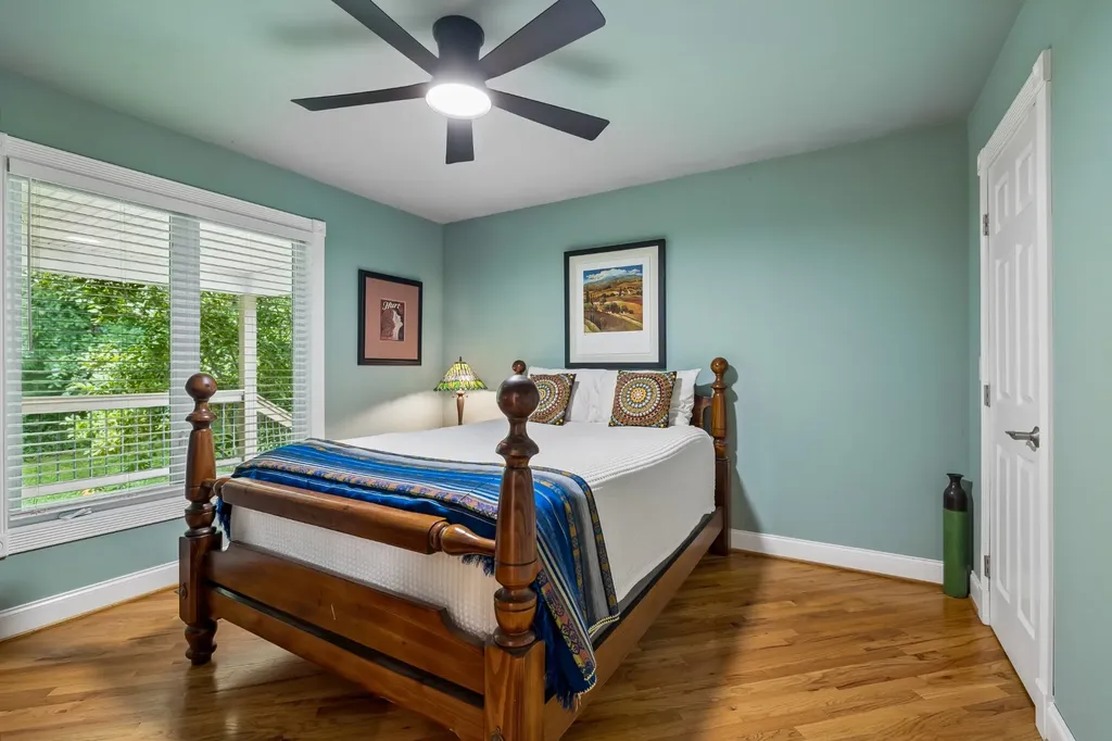 574 Hayes Ridge Road Lancaster TN 38569