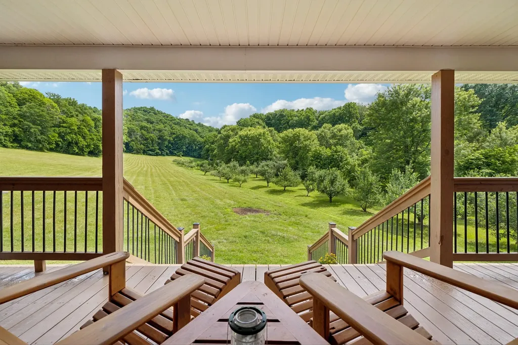 574 Hayes Ridge Road Lancaster TN 38569
