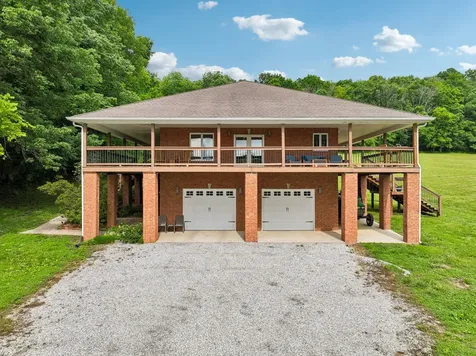 574 Hayes Ridge Road Lancaster TN 38569