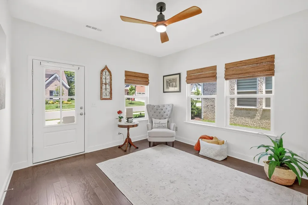 2306 Laurelstone Drive Murfreesboro TN 37130