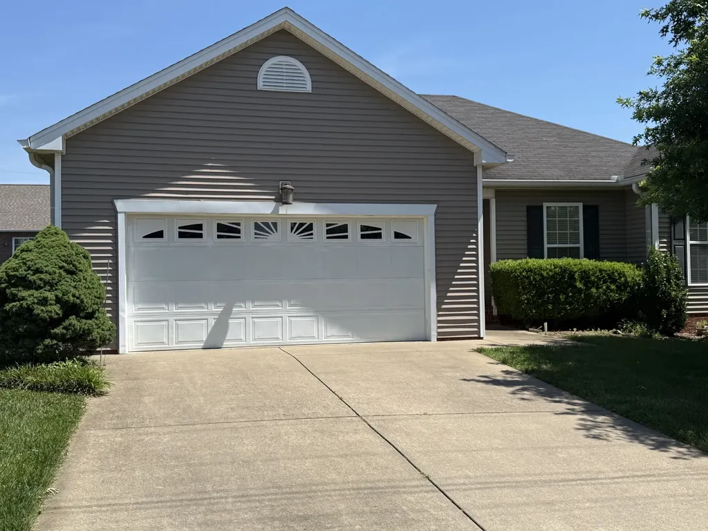 645 Weathervane Drive Gallatin TN 37066