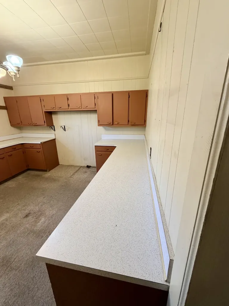 328 Head Street Paris TN 38242