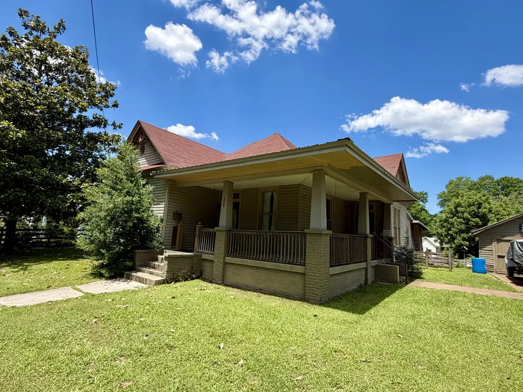 328 Head Street Paris TN 38242