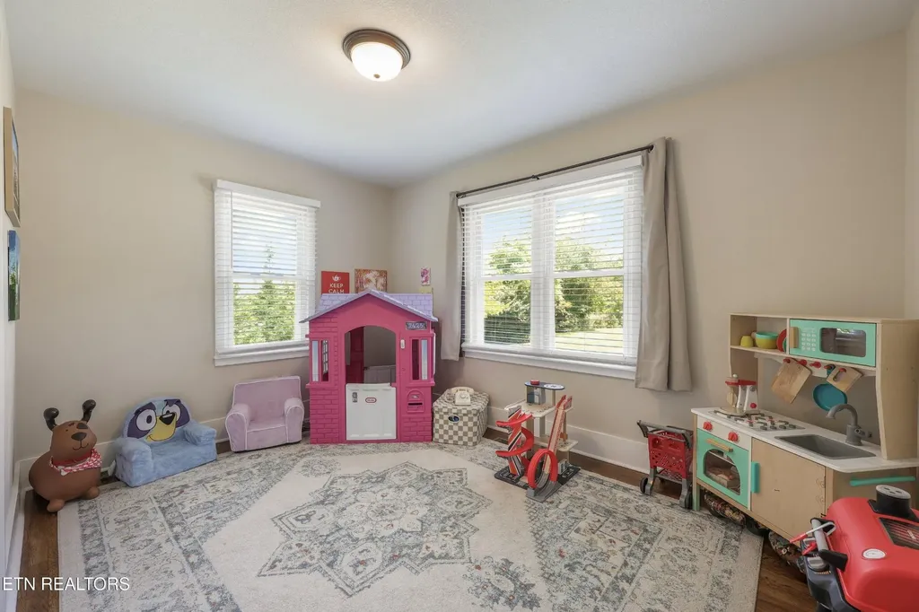 143 Fairview Drive Maryville TN 37803