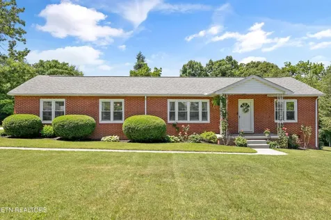 143 Fairview Drive Maryville TN 37803