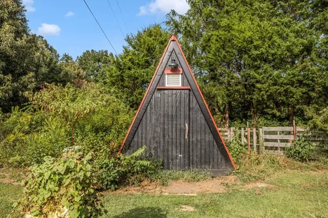 7139 Kingston Road Fairview TN 37062