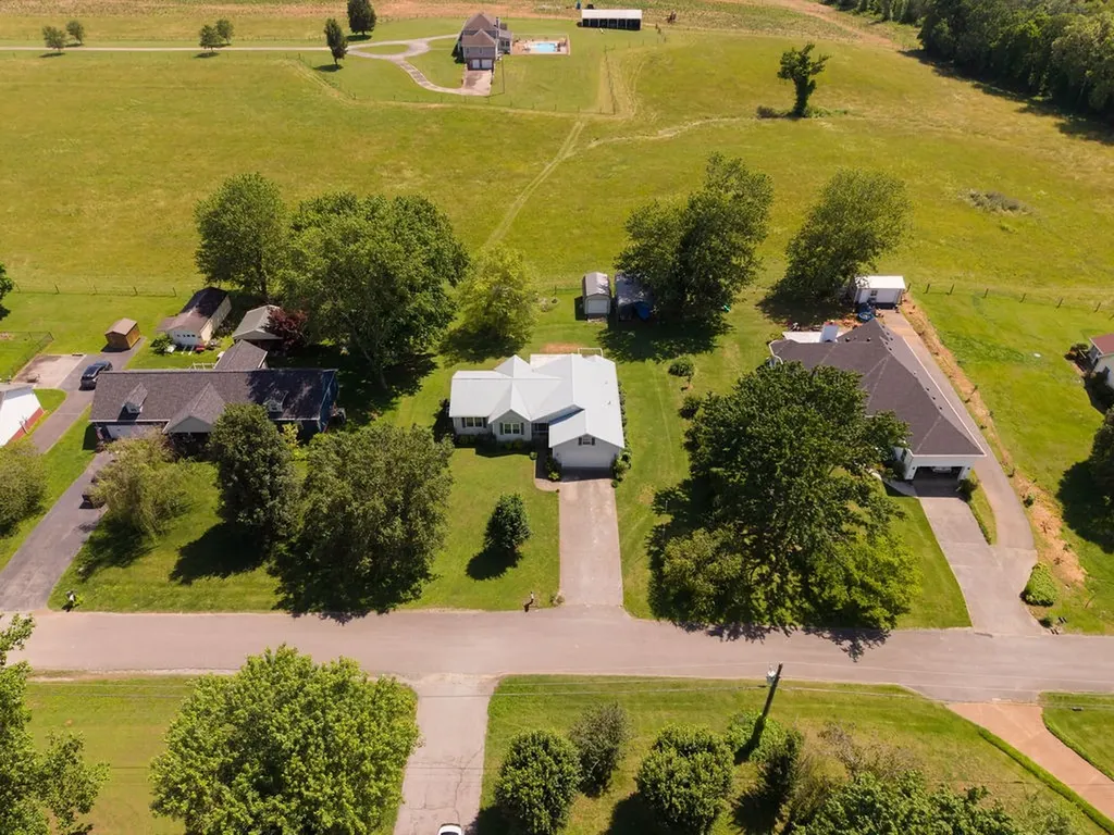 199 Beck Lane Mcminnville TN 37110