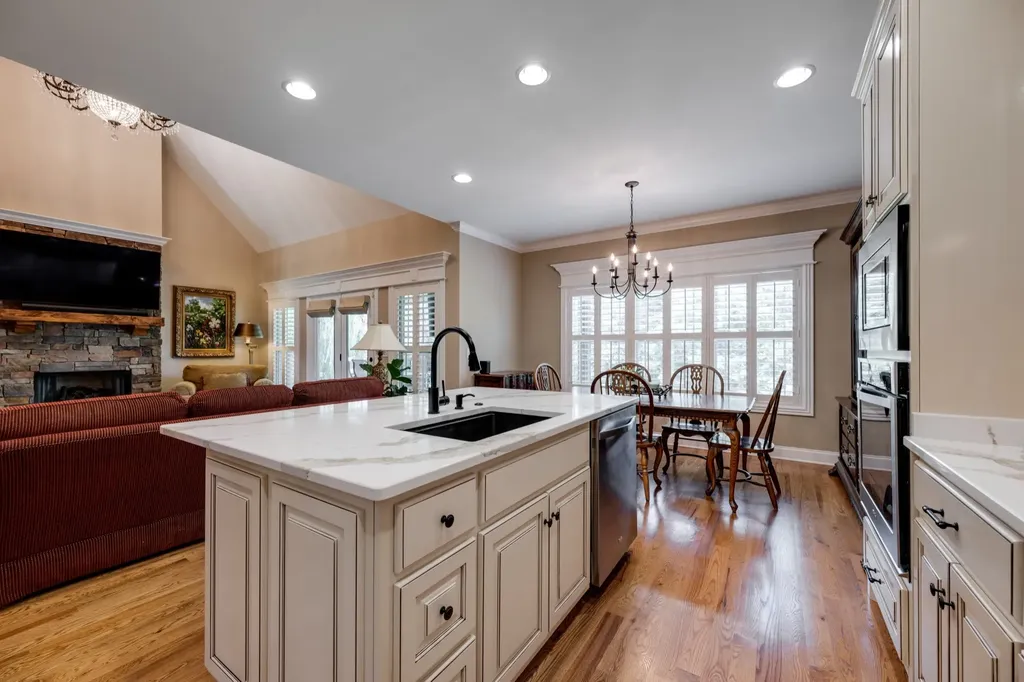 3126 Robinwood Drive Murfreesboro TN 37128