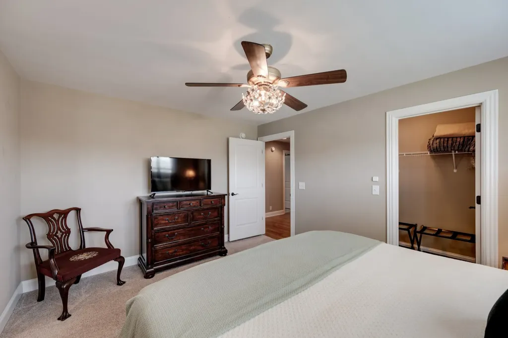 3126 Robinwood Drive Murfreesboro TN 37128