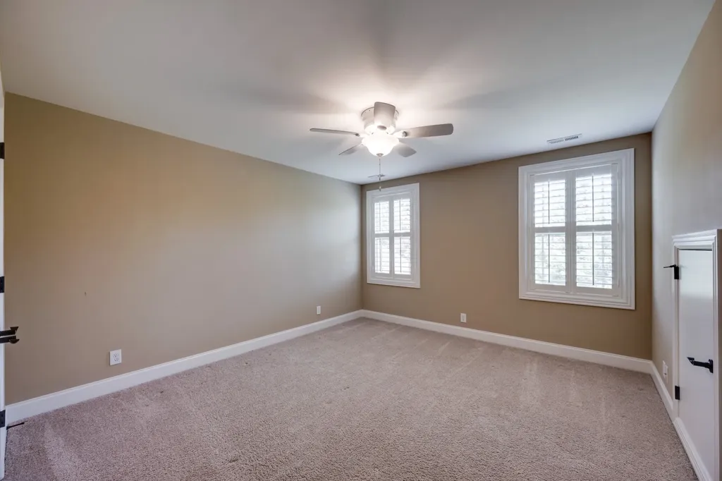 3126 Robinwood Drive Murfreesboro TN 37128