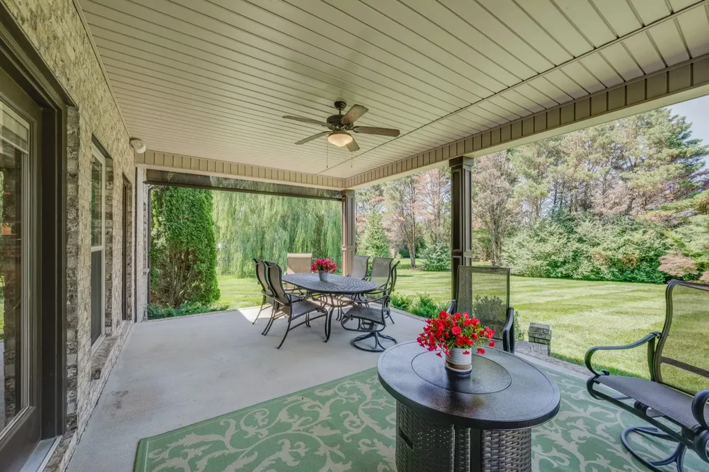 3126 Robinwood Drive Murfreesboro TN 37128