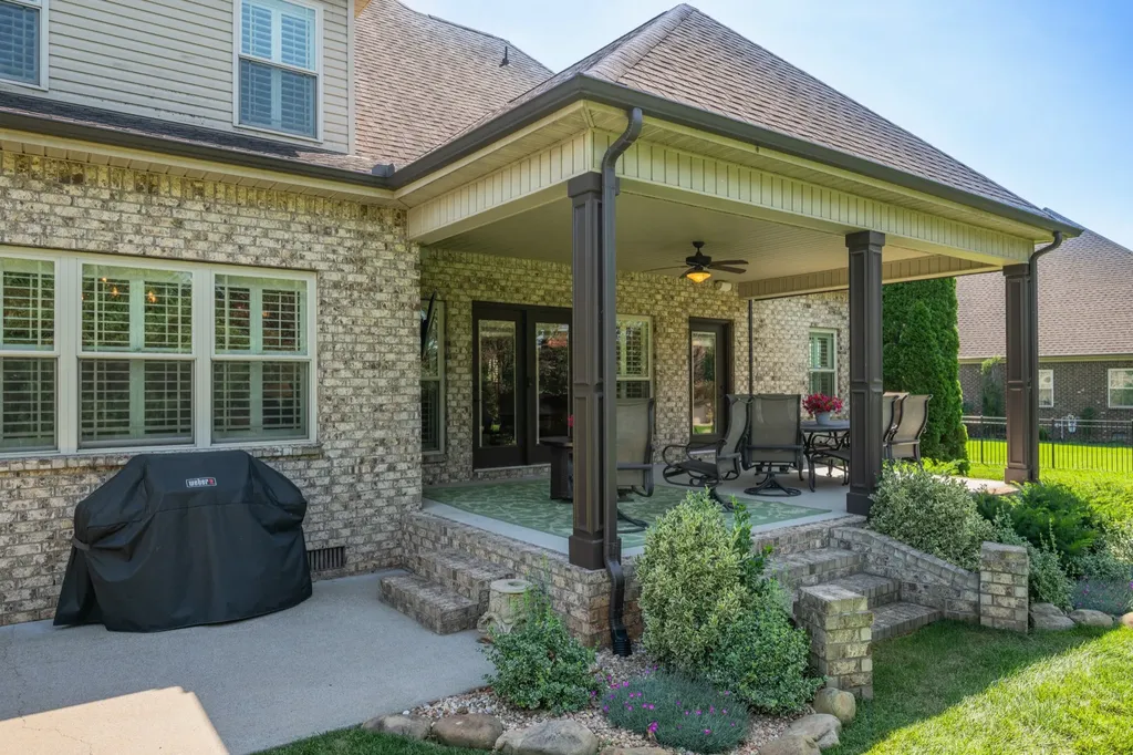 3126 Robinwood Drive Murfreesboro TN 37128