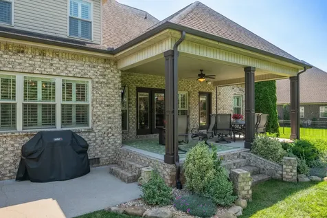 3126 Robinwood Drive Murfreesboro TN 37128