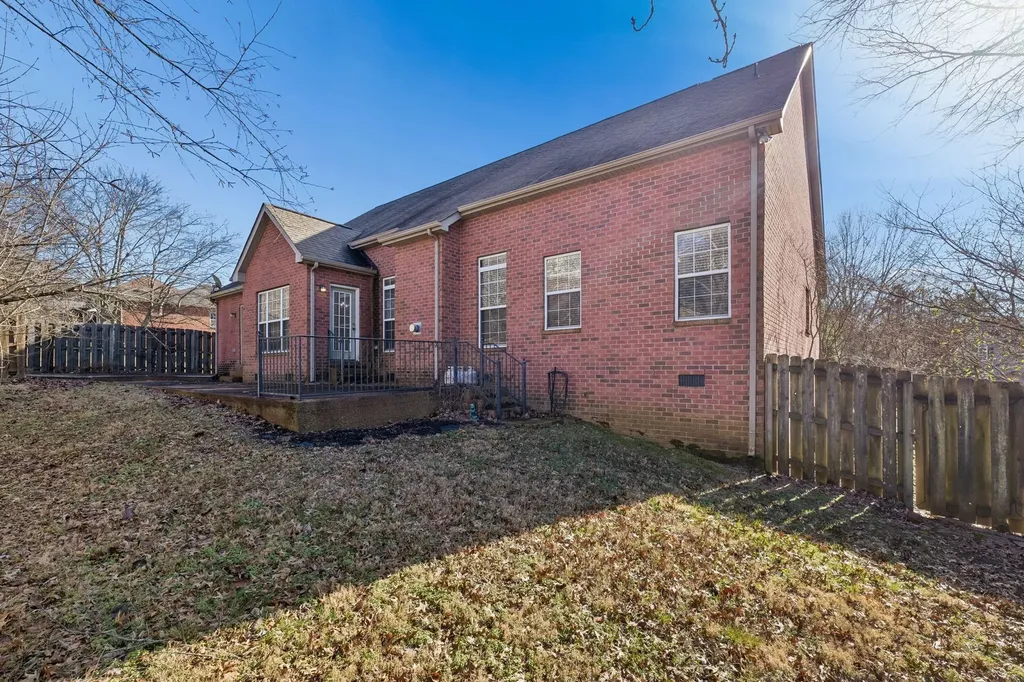 2205 Maple Grove Lane Nashville TN 37211