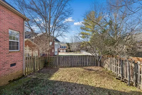 2205 Maple Grove Lane Nashville TN 37211