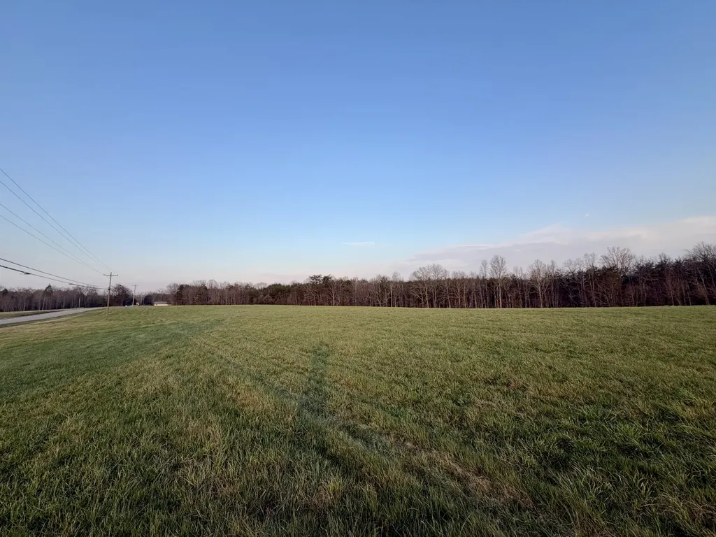 1 Nashville Highway Deer Lodge TN 37726