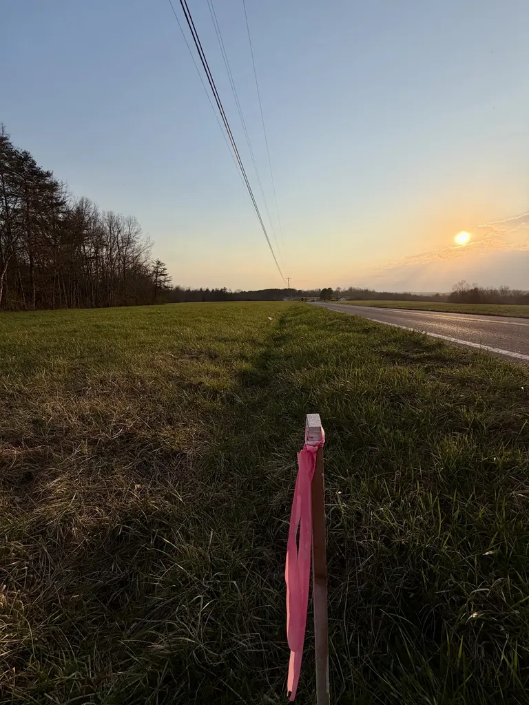1 Nashville Highway Deer Lodge TN 37726