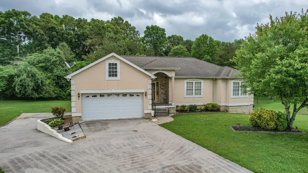 200 County Road 1150 Riceville TN 37370