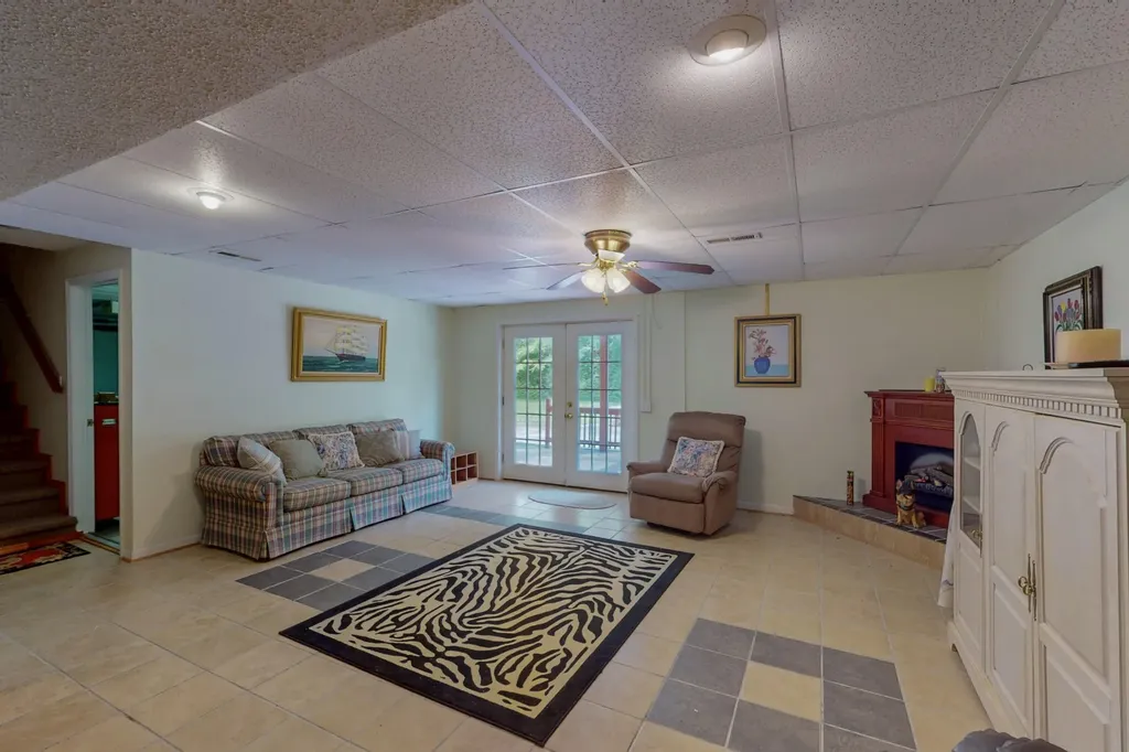 200 County Road 1150 Riceville TN 37370