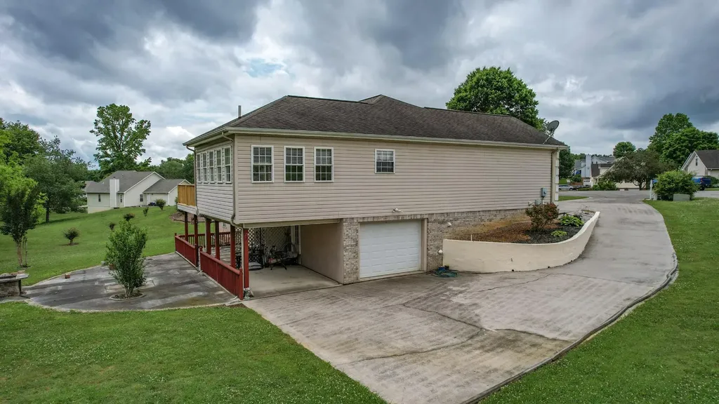200 County Road 1150 Riceville TN 37370