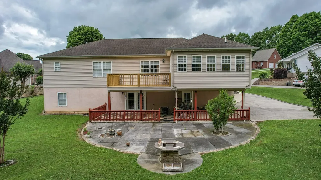 200 County Road 1150 Riceville TN 37370