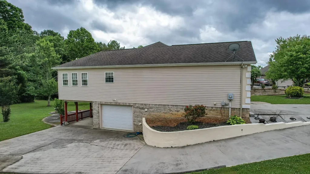 200 County Road 1150 Riceville TN 37370