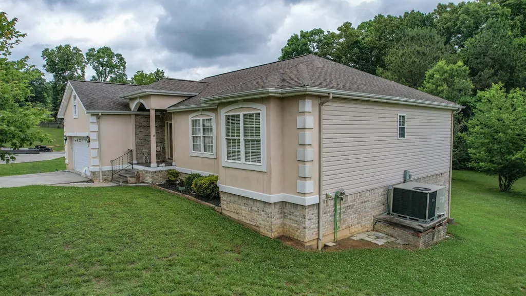 200 County Road 1150 Riceville TN 37370
