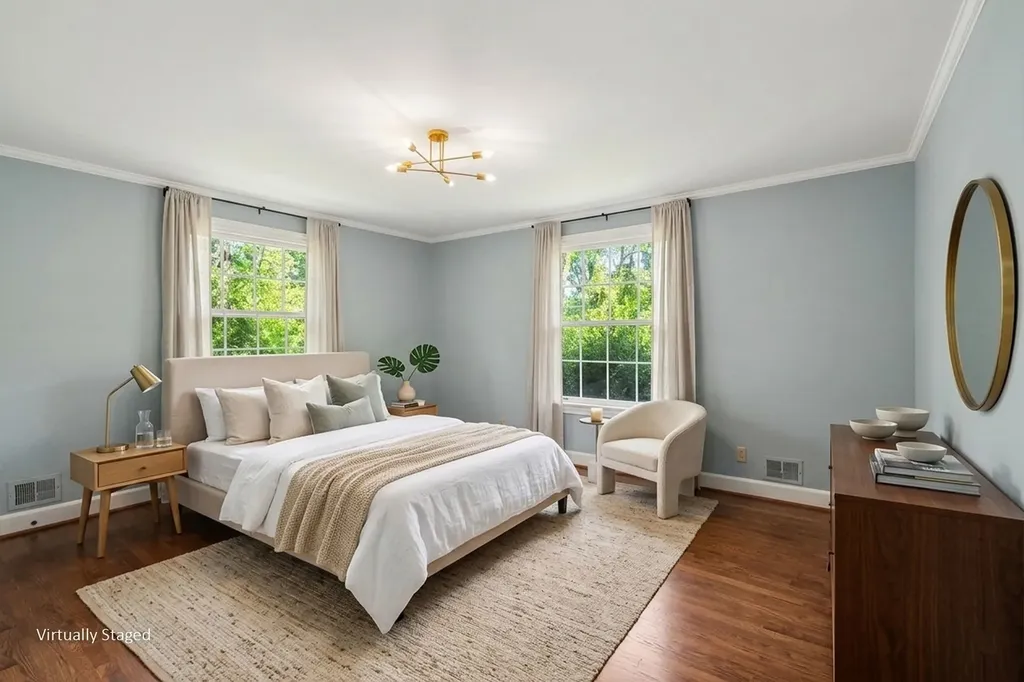5106 Hillsboro Pike Nashville TN 37215