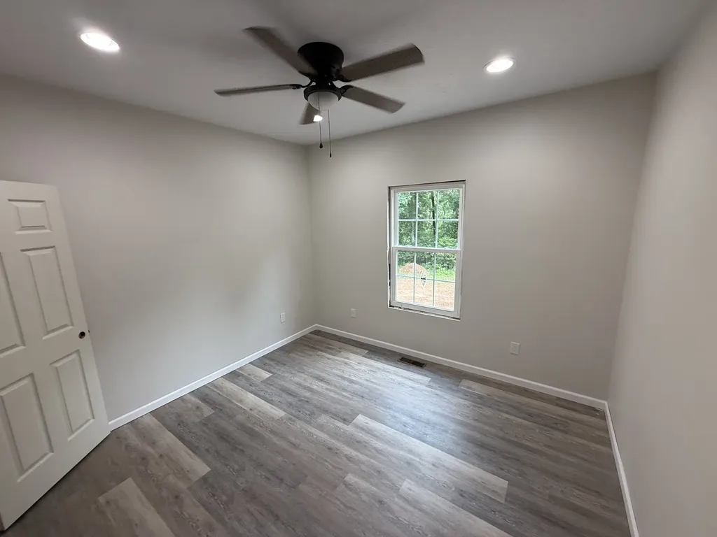 103 Lab Drive Buchanan TN 38222