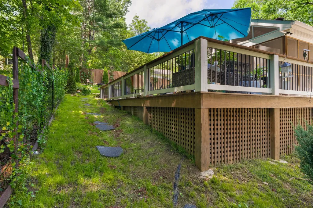 110 Linden Street Lookout Mountain TN 37350