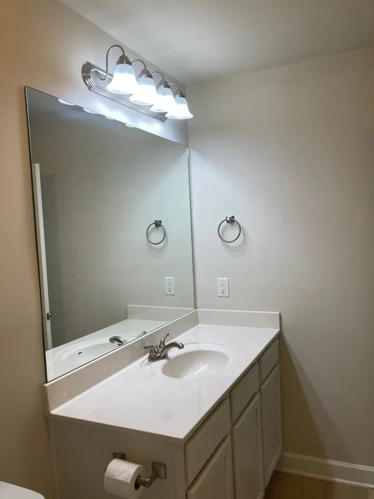 1040 Charlie Daniels Parkway Mount Juliet TN 37122