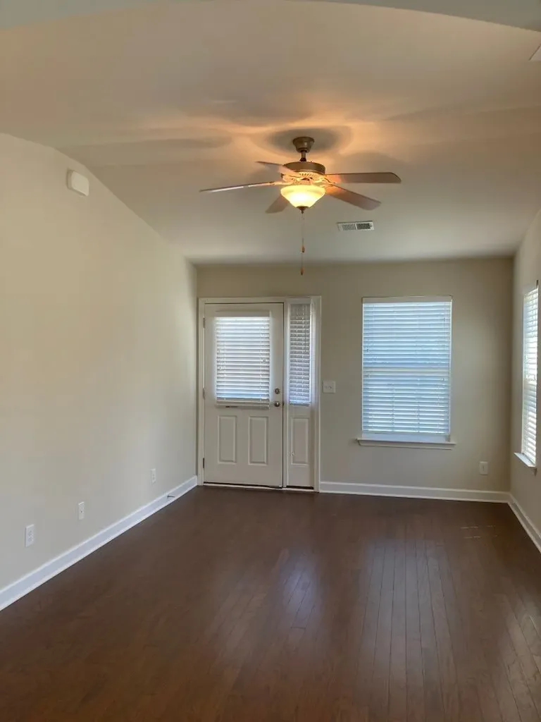 1040 Charlie Daniels Parkway Mount Juliet TN 37122