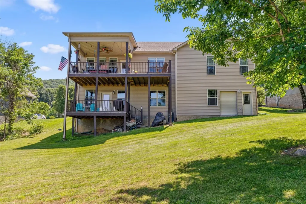 9083 Sunridge Drive Ooltewah TN 37363