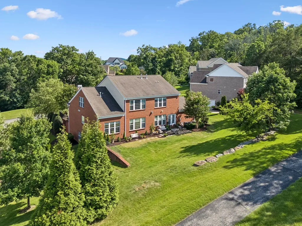 706 Pennines Circle Brentwood TN 37027
