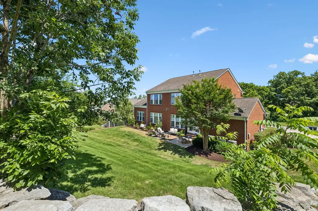 706 Pennines Circle Brentwood TN 37027